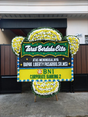Papan Bunga Duka di Sayang